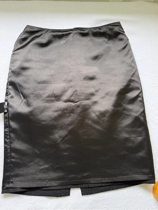 Tahari Black Textured Pencil Skirt Size 14 Croc Embossed Lined Classic Workwear - Picture 12 of 16